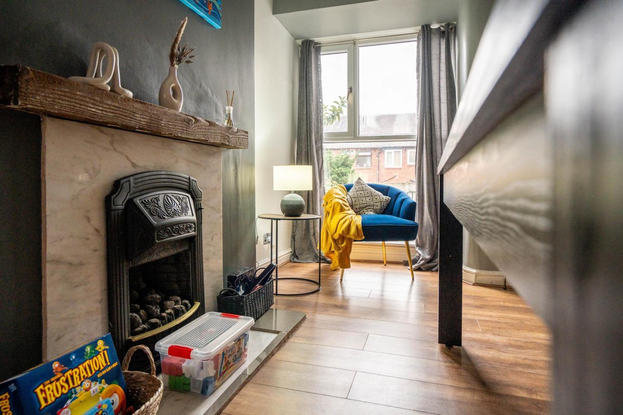 Modern & Spacious - Pool Table - Free Parking - Sleeps 10 Manchester Exterior foto